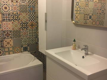 Chambre chez l'habitant à louer à Le Cannet - photo 7 : salle de bain-7