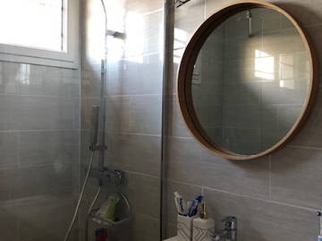 Chambre chez l'habitant à louer à Ferrières-En-Gâtinais - photo 1-1