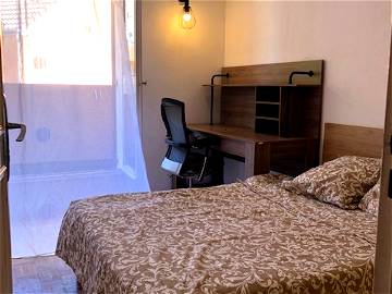 Roomlala | Location de maison meublé (4 chambres) 5 Pièces ·  100 m² ·