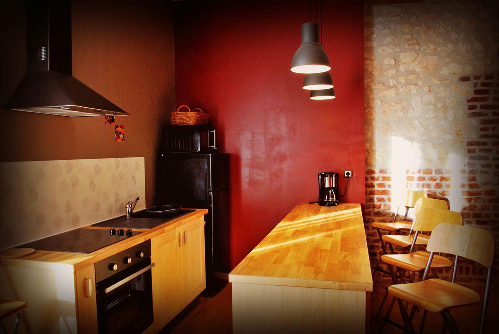 Studio Indépendant Mont-Saint-Éloi 62511