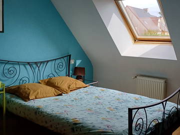 Chambre chez l'habitant à louer à Fougères - photo 1 : chambre-1