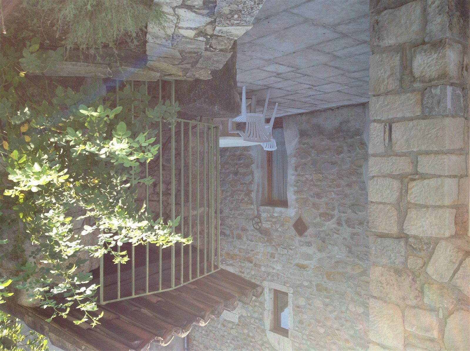 Oberoende Studio Grospierres 80964
