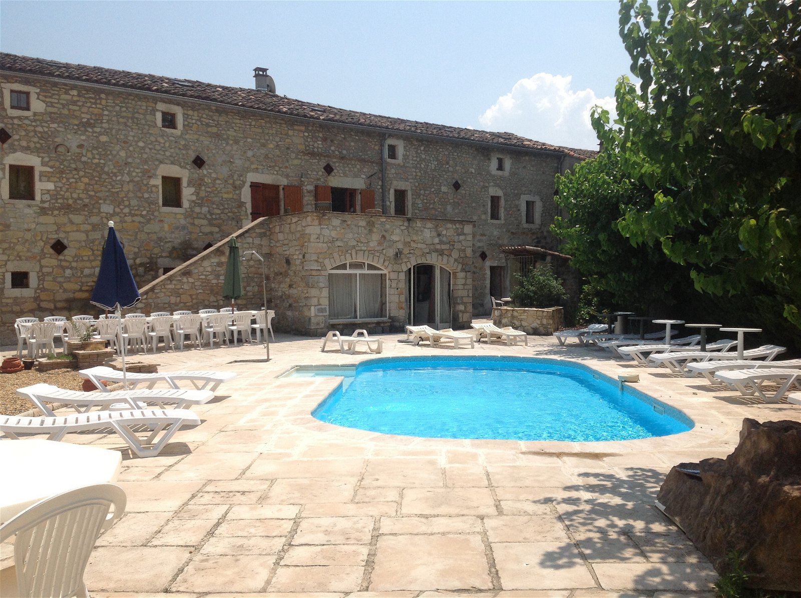 Oberoende Studio Grospierres 80964