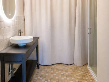 Gesamte Unterkunft zur Miete in Trévérien - Foto 6 : Badezimmer-6