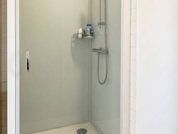 Gesamte Unterkunft zur Miete in Trévérien - Foto 7 : Badezimmer-7