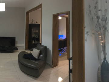 Roomlala | Location meublée moderne 5 pers. ST DENIS 119€/ nuit