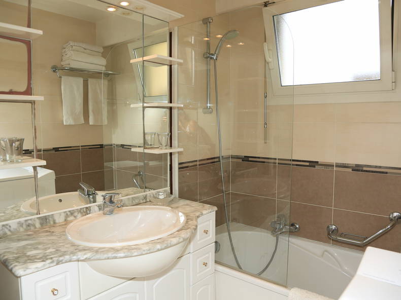 Entire Home Vallauris 138730-5