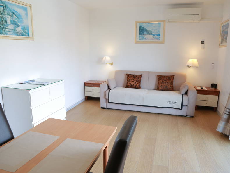 Entire Home Vallauris 138730-2