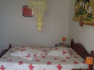 Room For Rent Bouillante 184537