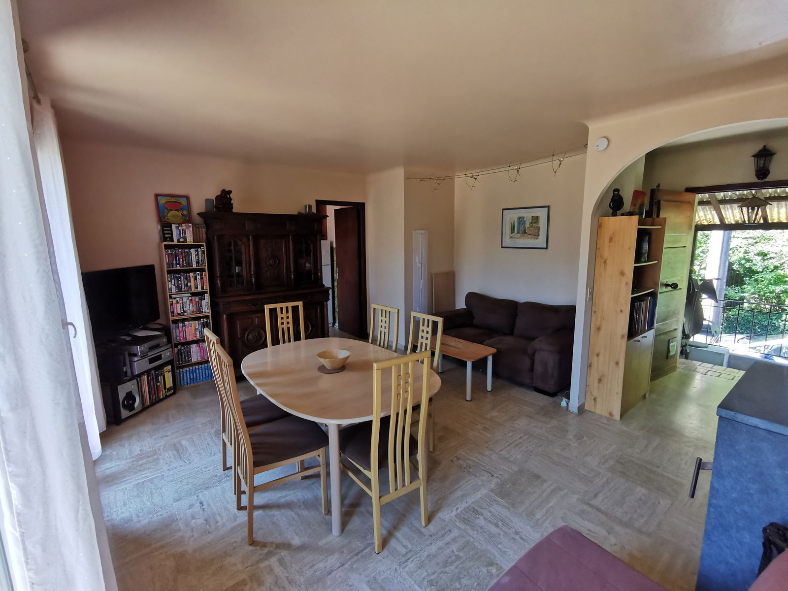 Itsenäinen Studio Lantosque 69162