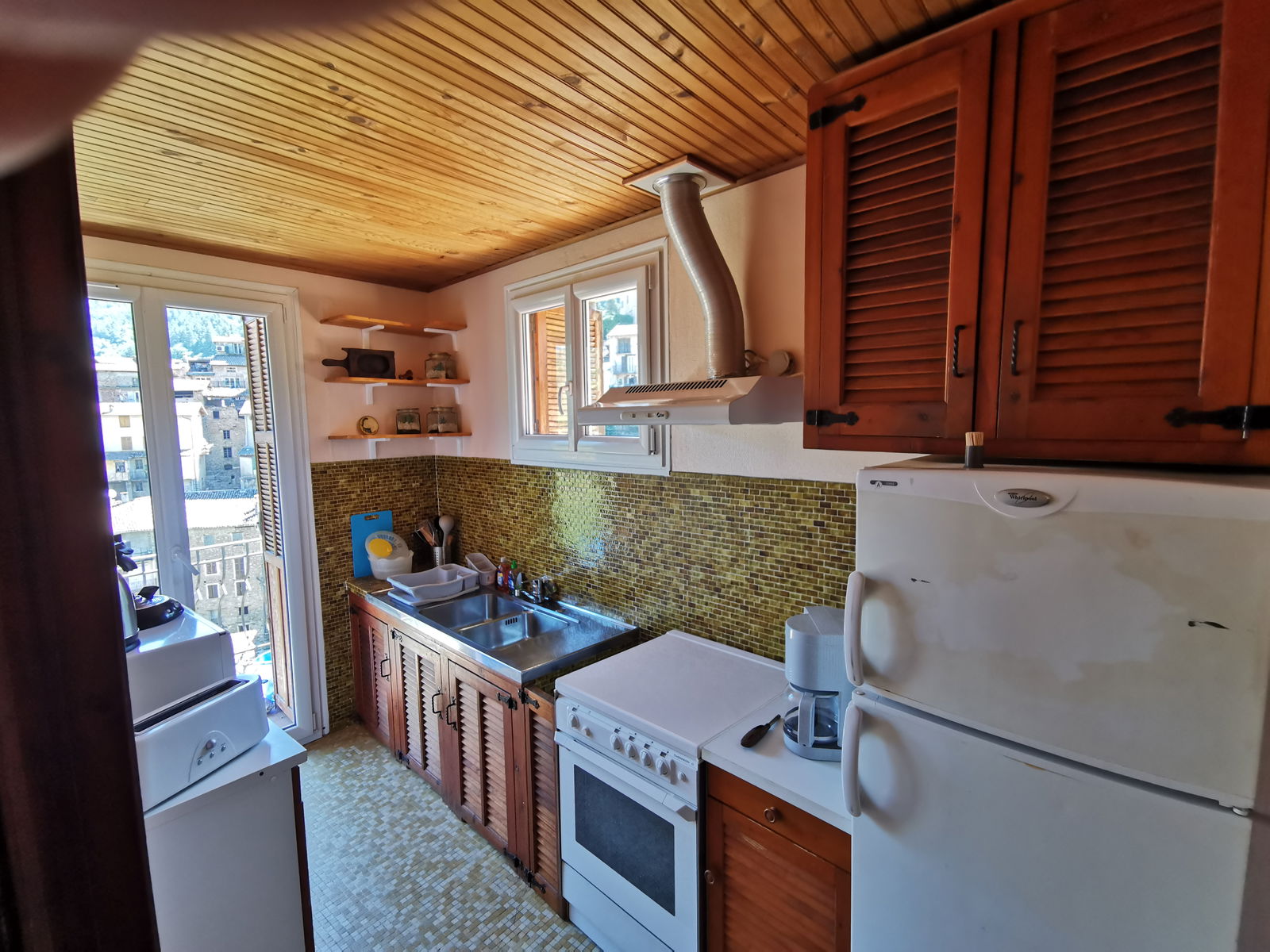 Itsenäinen Studio Lantosque 69162