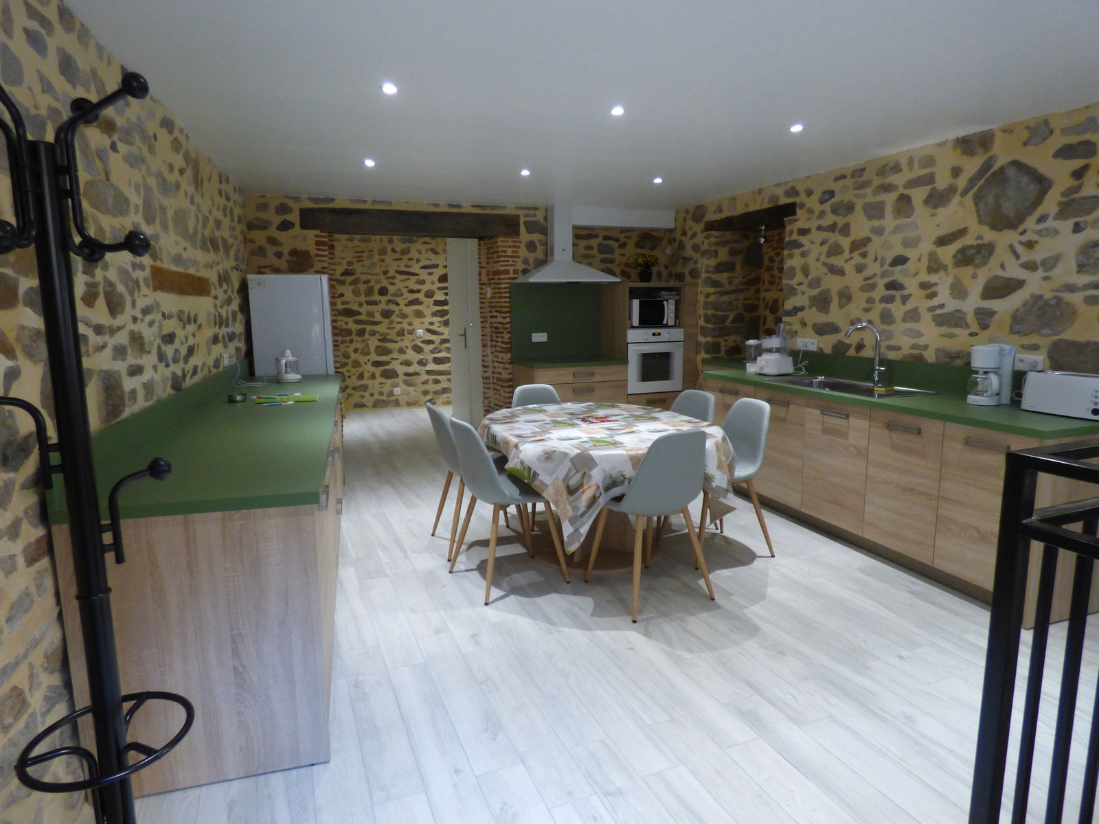 Onafhankelijke Studio Brioude 200887