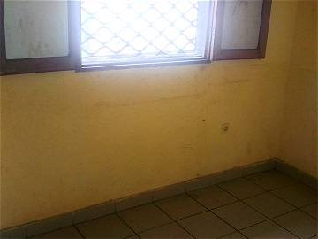 Room For Rent Douala 240346-1