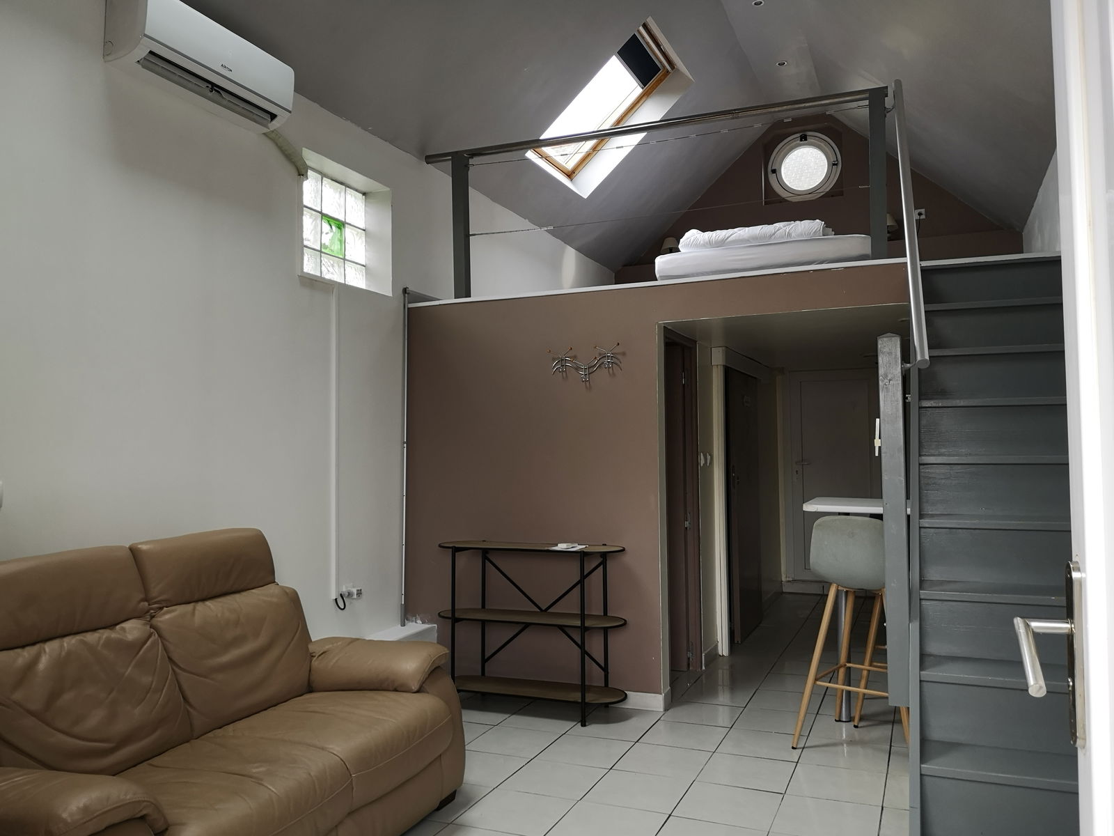 Itsenäinen Studio Carhaix-Plouguer 229537