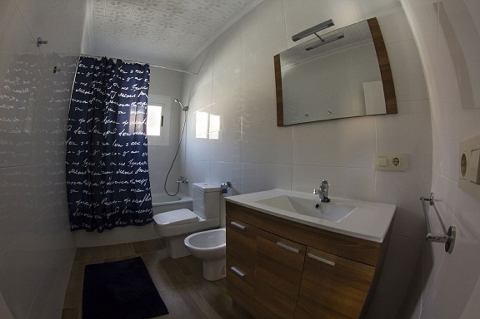 Onafhankelijke Studio Valence 141109