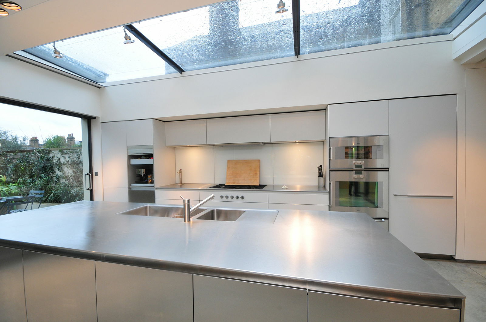 Onofhängeg Studio London 126023
