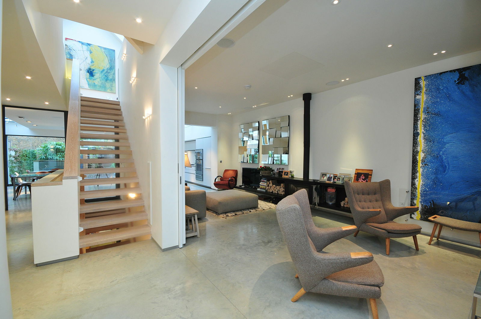 Onofhängeg Studio London 126023