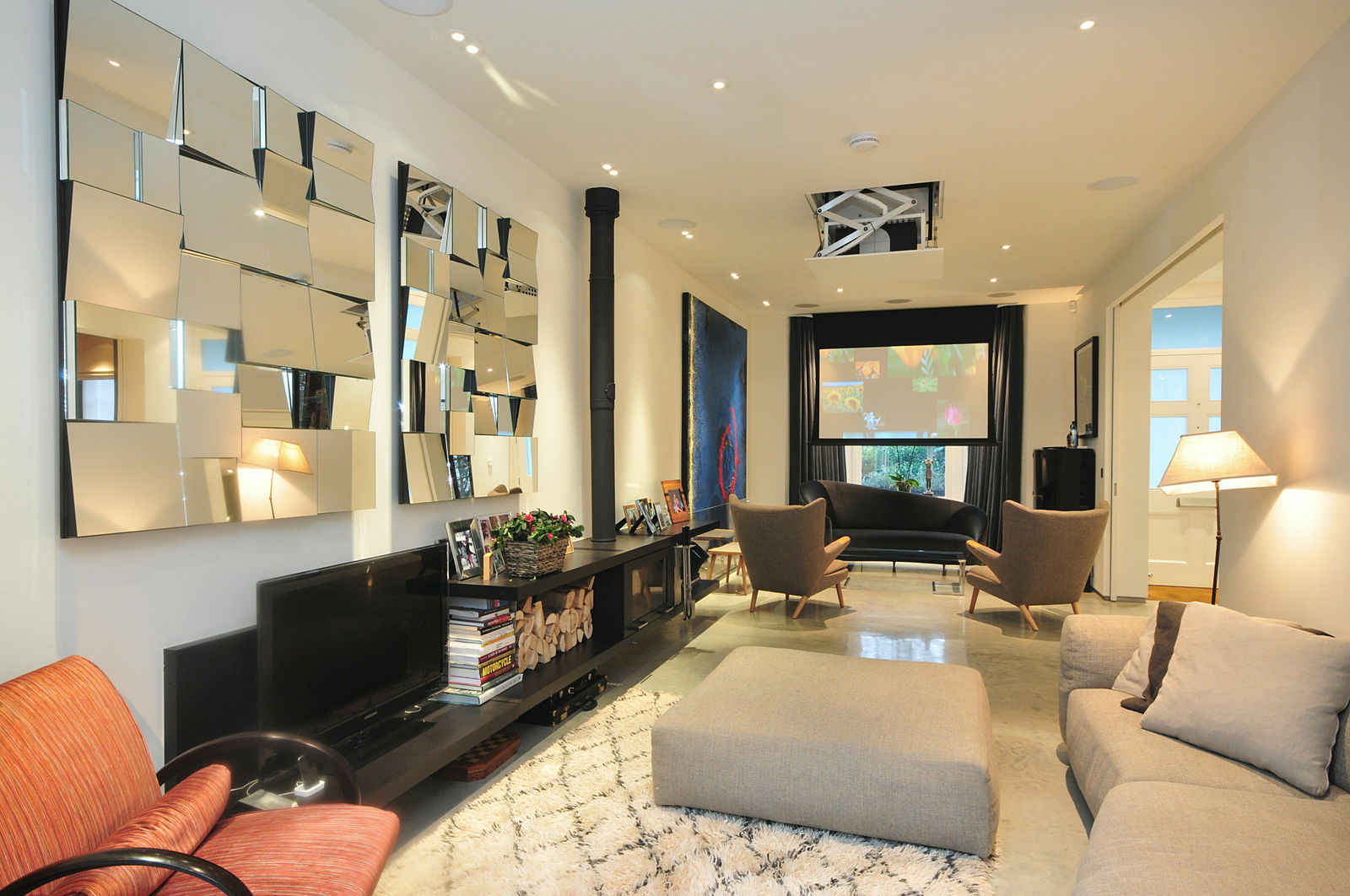 Onofhängeg Studio London 126023