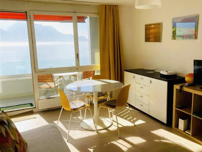 Entire Home Montreux 414339-2