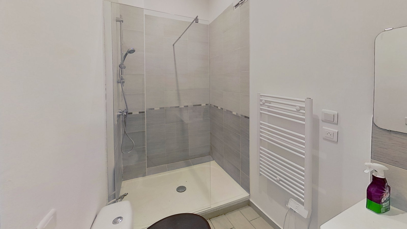 Ganz Haus Toulon 258439