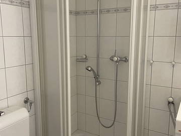 Logement entier à louer à Leukerbad - photo 3 : salle de bain-3