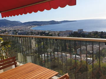 Roomlala | Loft 65 M2 Fabron, Vista Mar, Silencioso, Garagem Opcional