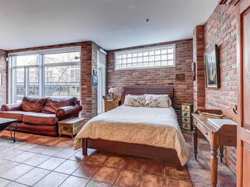 Roomlala | Loft Condo In Mile End
