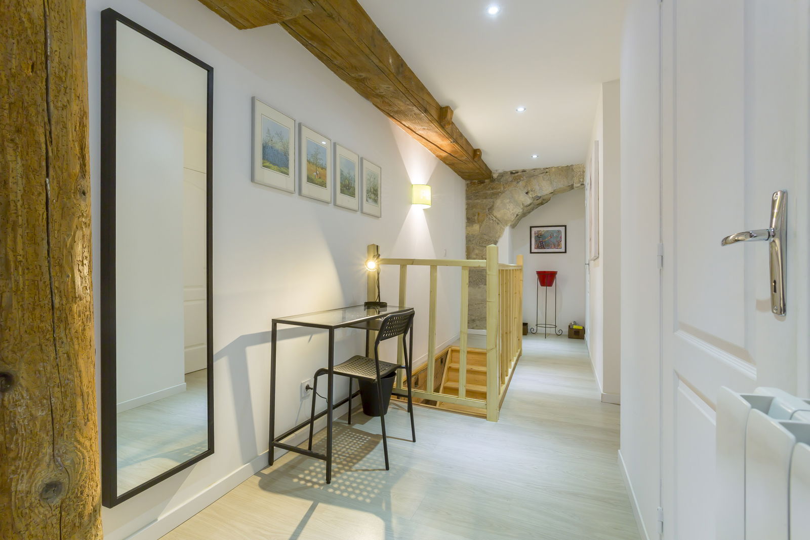 Estudio Independiente Lyon 237877