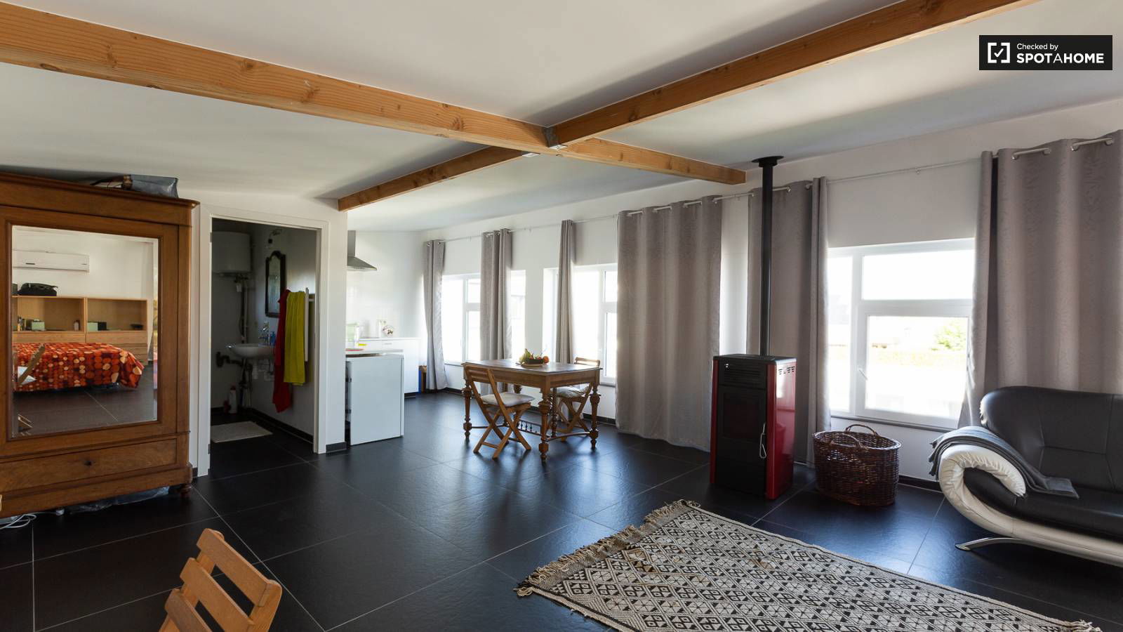 Oberoende Studio Huldenberg 465682