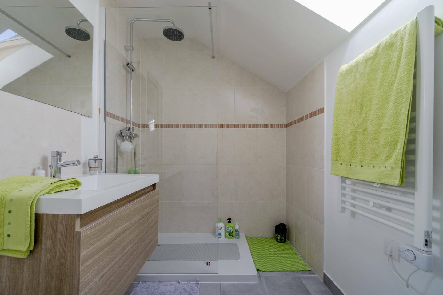 Entire Home Parmilieu 164651