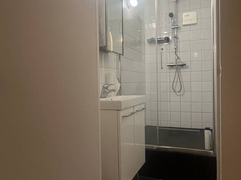 Logement Entier Bagnolet 432756-1