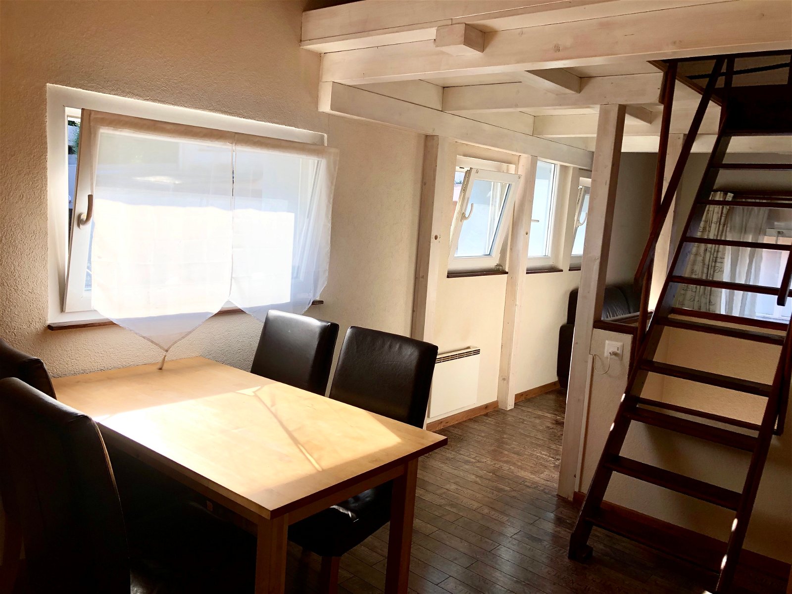 Oberoende Studio Montreux 224467