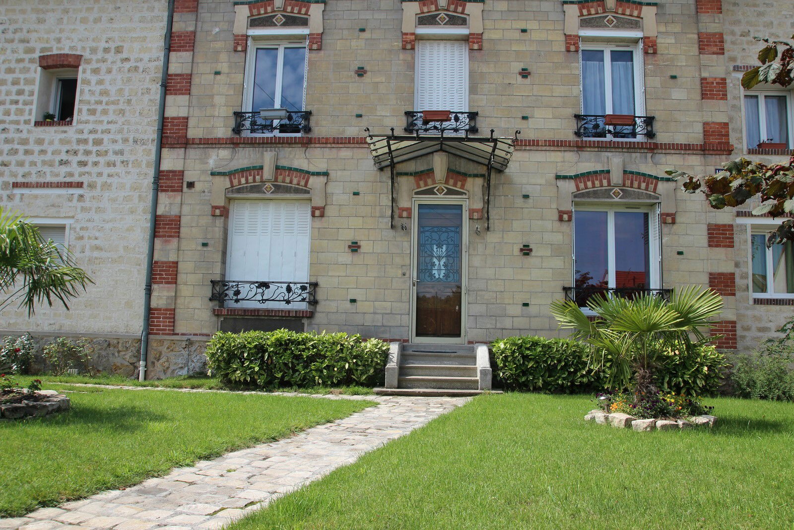 Kolokation Chatou 92221