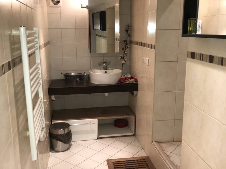 Toda La Casa Feyzin 130400-5