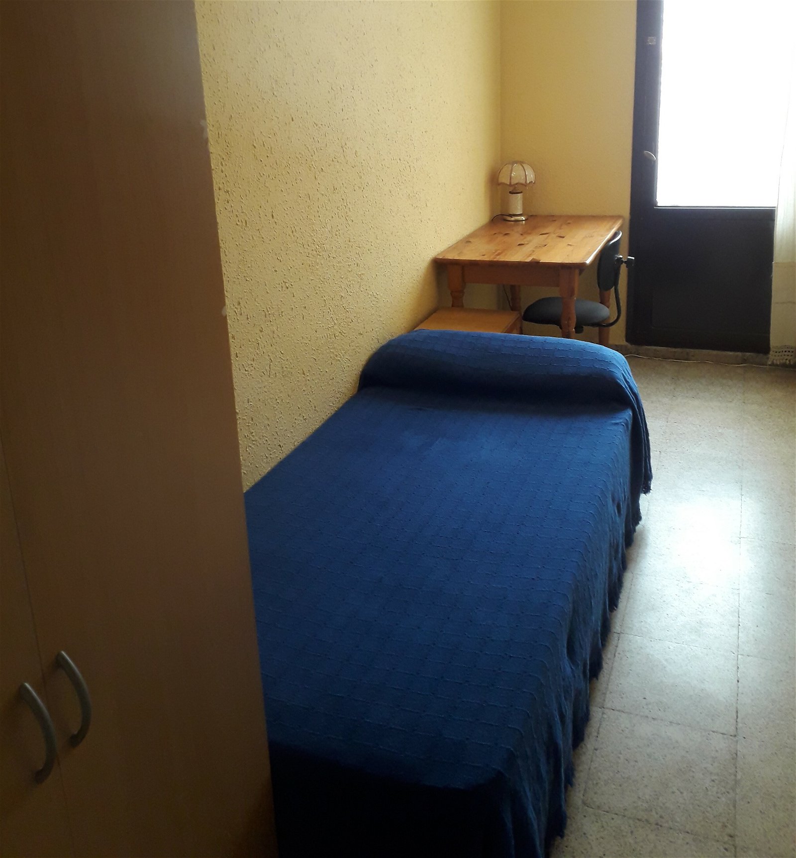 Itsenäinen Studio València 68197