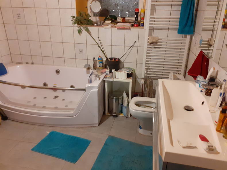 Logement Entier Bust 256046-3