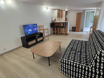 Logement entier à louer à Champigny-Sur-Marne - photo 20 : salon-20