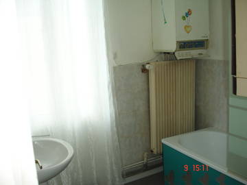 Casa entera en renta en Valenciennes - foto 5 : baño-5
