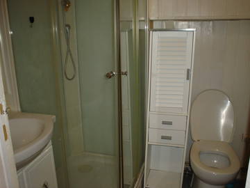 Logement entier à louer à Maisons-Alfort - photo 6 : salle de bain-6