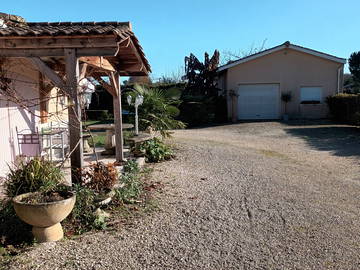 Entire home for rent in Saint-Avit-Saint-Nazaire - photo 4-4