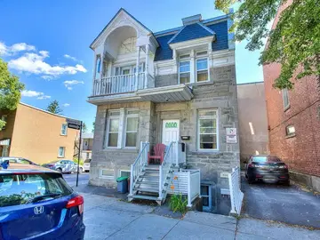 Logement entier à louer à Montréal - photo 1 : autre pièce-1