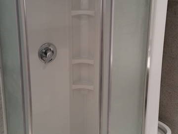 Logement entier à louer à Montréal - photo 6 : salle de bain-6