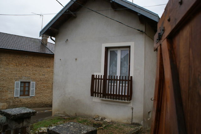 Kotimajoitus Saint-Lothain 33090