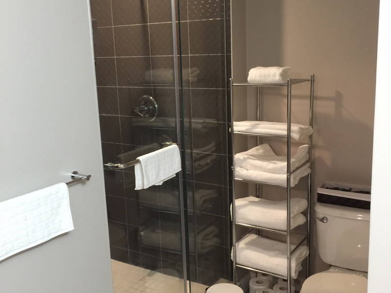 Homestay Toronto 230781-5