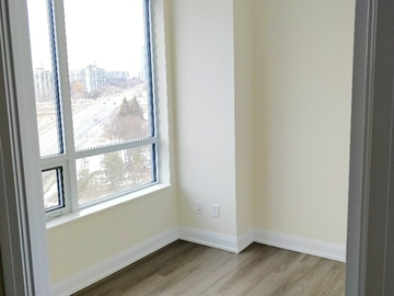 Colocation Toronto 195831-4