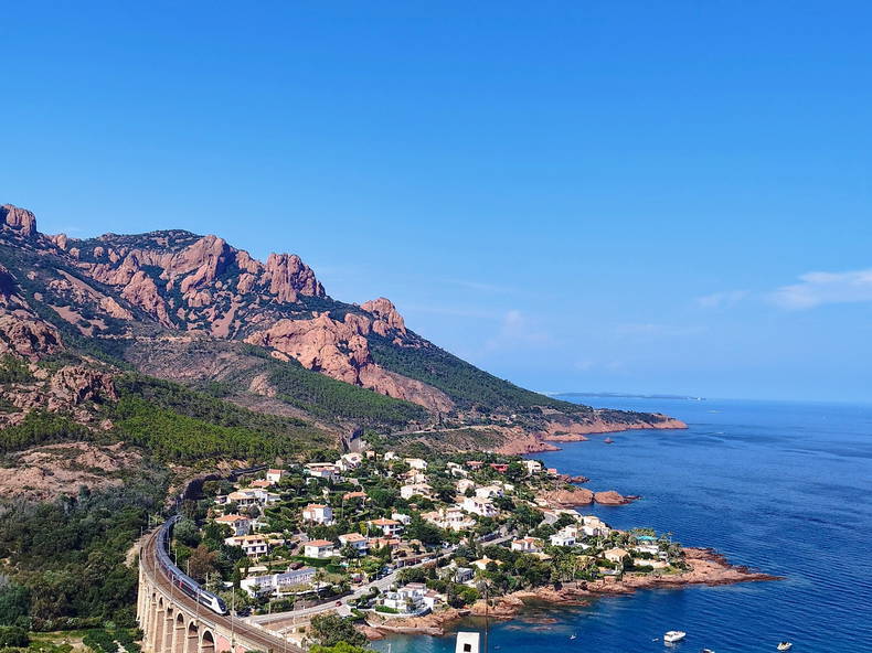 Entire Home Saint-Raphaël 407363-1