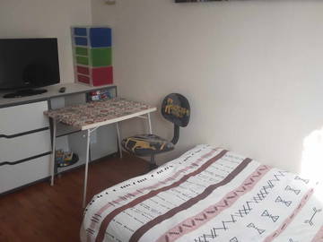 Room For Rent Montargis 430054-1