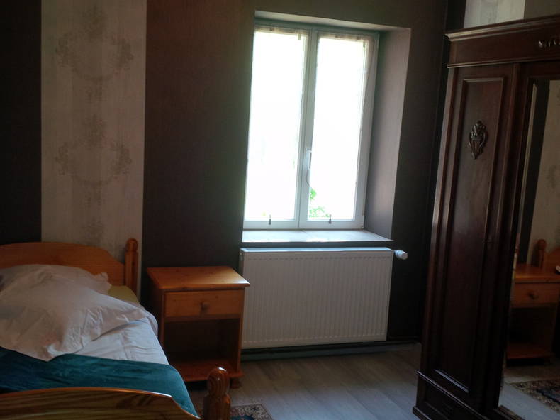 Tuisverblyf Bust 136847-4