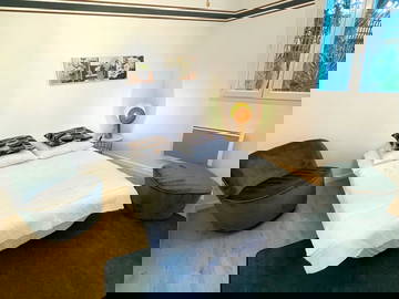 Loue chambre 11 m² dans maison independante