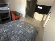 Chambre chez l'habitant à louer à Niévroz - photo 1 : chambre-1
